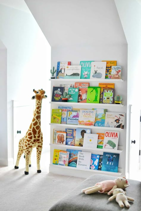 Playroom For Toddlers, Playroom Lighting, Loft Playroom, Playroom Organization Ideas, Organization Playroom, Small Playroom, Baby Playroom, Boys Playroom, Girls Playroom