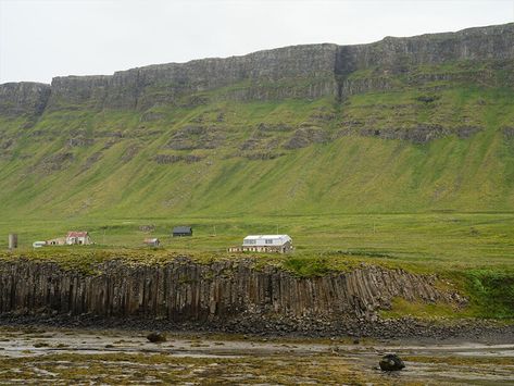 bua studio converted dilapidated barn in iceland into artist's studio House Countryside, Icelandic Artists, Farm Building, Timber Structure, Farm Buildings, Traditional Building, Concrete Structure, Large Artwork, Barn Conversion