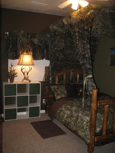 bedroom decorating ideas for hunters | ... : How to decorate a boys room in a hunting realtree camo theme Hunting Themed Bedroom, Camouflage Bedroom, Hunting Bedroom, Camo Room, Camo Bedroom, Camo Rooms, Army Bedroom, Hunter Room, Hunting Themes