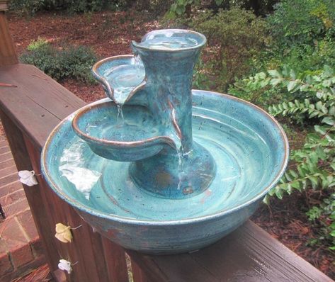 Pet Drinking Fountain, Fountain Indoor, Creative Ceramics, Tabletop Water Fountain, Garden Totems, Indoor Water Fountains, Tabletop Fountain, Astuces Diy, Indoor Fountain