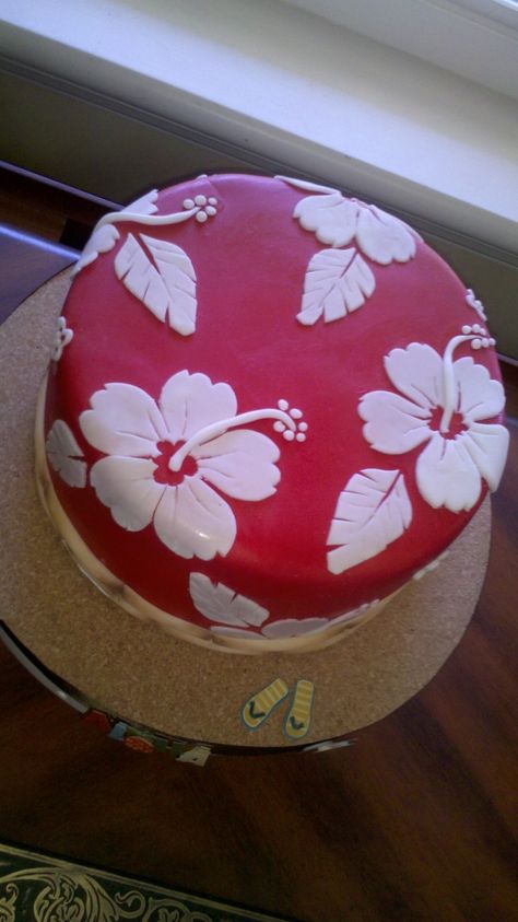 Hawiian Flower Cake Hawiian Carrot cake with coconut cream filling...Fondant covered cake with fondant bamboo... Hawaiian Flower Cake, Hawiian Flower, Flamingo Birthday Party Cake, Hawaiian Cakes, Carrot Cake With Coconut, Coconut Cream Filling, Stitch Bday, Hawaiian Cake, Dream Bakery