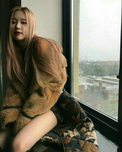 Blackpink Rosé Instagram, Rosé Ig Update, Rosé Instagram Update, Looks Country, Rosé Instagram, 1 Rose, Manx, Vogue Korea, Rosé Blackpink