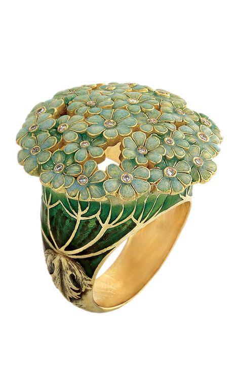 Ilgiz F's "Hortense" ring with lifelike champlevé enamelling Ring With Flowers, Bijoux Art Nouveau, Art Nouveau Jewelry, Original Jewelry, Enamel Jewelry, Vintage Jewellery, Cluster Ring, Lalique, Ring Verlobung