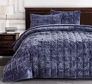 Velvet Bedding, Box Stitch, Square Stitch, Kitchens Luxury, Benjamin Moore Colors, Velvet Quilt, Velvet Bed, Visual Texture, Lightweight Comforter