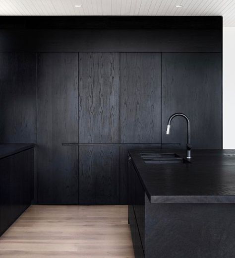 Kitchen Workshop, Urban House, Plywood Kitchen, Kitchen Pantry Cabinets, Black Kitchen, Black Cabinets, Pantry Cabinet, Kitchen Cabinetry, Black Kitchens