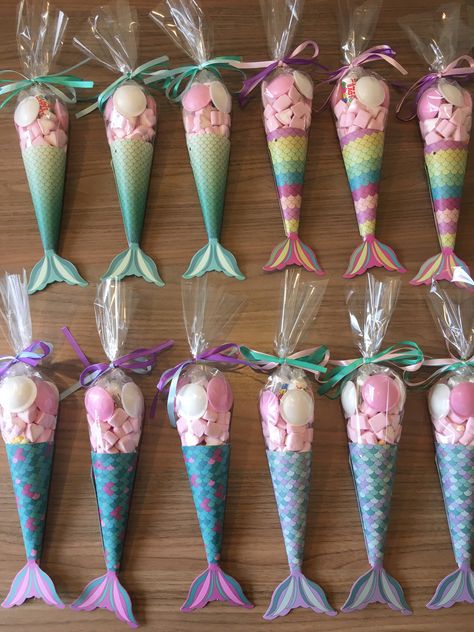 Mermaid Birthday Decorations Diy, Mermaid Barbie Party, Mermaid Barbie Birthday Party, Ariel Birthday Party Decorations, Mermaid Jello, Mermaid Centerpiece Ideas, Ariel Themed Birthday Party, Diy Mermaid Birthday Party, Mermaid Birthday Cake