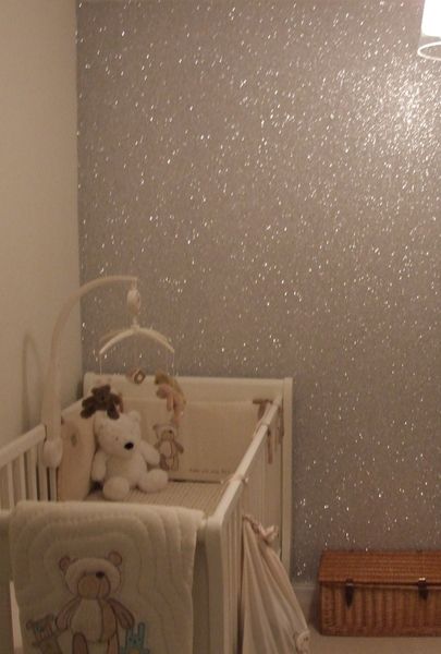 Laiken - Glitter Wall! HGTV says if you mix a gallon of glue with glitter, then paint with it, the glue will dry clear!! Glitter Room, Glitter Paint For Walls, Pink Bedroom Walls, Glitter Wall Art, Room Accent Wall, Glitter Wall, Bedroom Murals, Glitter Decor, Girl’s Room