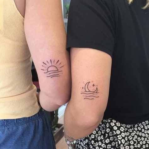 Sun And Moon Tattoo Ideas, Moon Tattoo Ideas, Tattoo Sonne, Matching Best Friend Tattoos, Sun And Moon Tattoo, Moon Tattoo Designs, Inspiration Tattoos, Sun Tattoos, Парные Тату