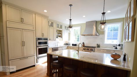 Glazed Kitchen Cabinets - Omega Cabinetry White Glazed Kitchen Cabinets, Antique Kitchen Island, Omega Cabinetry, Walnut Kitchen Cabinets, Glazed Kitchen Cabinets, Light Grey Kitchen Cabinets, Custom Kitchen Remodel, Stained Kitchen Cabinets, Kitchen Cabinets Pictures