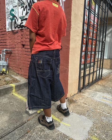 Summer Outfits Jorts, Outfits Jorts, Baggy Jeans Outfits, Baggy Jeans Outfit, Baggy Style, Jeans Outfits, Fashion Victim, Summer Fits, Style Streetwear