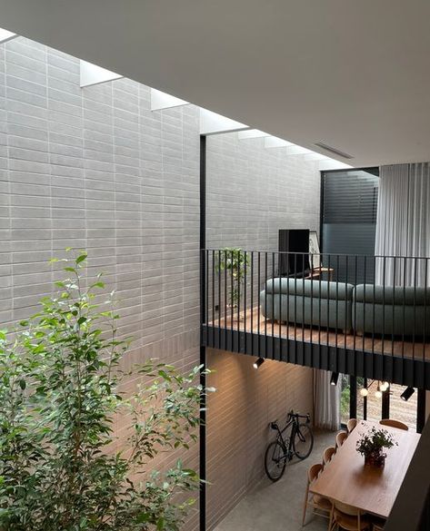 Skylight House, Urban Housing, Mews House, Facade Architecture Design, Concrete Architecture, Compact House, Central Kitchen, Double Height, Apartment Terrace