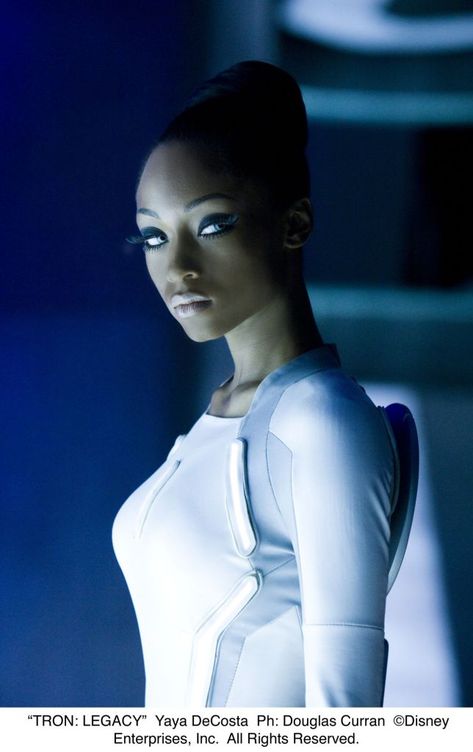 Yaya DaCosta Johnson | Photos of America's Next Top Model Contestants Scifi Symbols, Inspirational Characters, Yaya Dacosta, Whatever Forever, Tron Legacy, America's Next Top Model, Black Actors, Next Top Model, Dog Eyes