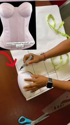 Make A Corset Top, Make A Corset, Corset Tutorial, Pattern Drafting Tutorials, Bra Sewing Pattern, Dress Patterns Diy, Easy Dress Sewing Patterns, Corset Sewing Pattern, Farmhouse Outdoor