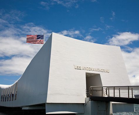 Polynesian Adventure Tour - USS Arizona Memorial - Oahu Pearl Harbor Tours, Battleship Missouri, Honolulu City, Uss Arizona Memorial, Waikiki Hotels, Vacation Hawaii, Uss Arizona, Paradise Cove, Kailua Kona