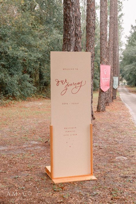 Wooden welcome sign for outdoor wedding #floridawedding #microweddings #weddingsigns Welcome Event Sign, Easel For Wedding Sign, Wood Sign Stand, Wedding Welcome Sign Ideas, Outdoor Wedding Signs, Wooden Wedding Signs, Event Signage, Event Sign, Sign Stand