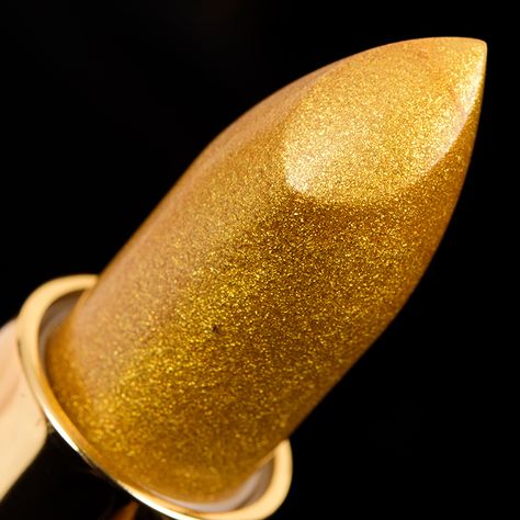 Summer Lipstick, Makeup Jobs, Gold Lipstick, Gold Everything, Gold Nail Polish, Lip Makeup Tutorial, Ombre Lips, Best Lipsticks, Gold Makeup