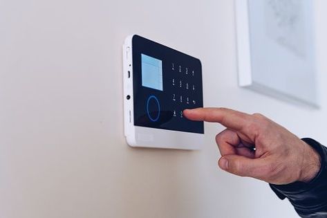 You may see cobwebs covering your security alarm system vision from time to time if you have one installed outside your home. Home Alarm System, Computer Fan, Trending Hashtags, Home Alarm, Smart Home Security, Access Control System, Security Alarm, Bugs And Insects, Smart Technologies