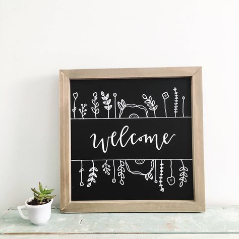 Black Board Design Chalkboards, Chalkboard Ideas For Home, Cute Chalkboard Ideas, Black Board Decoration, Welcome Sign Chalkboard, Welcome Home Art, Chalkboard Welcome Sign, Chalkboard Welcome, Chalkboard Art Quotes