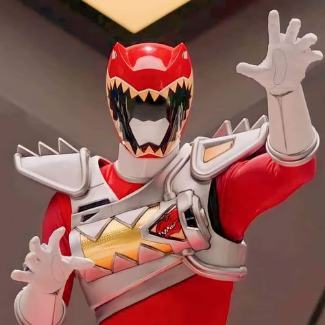 Super Megaforce, Power Rangers Dino Charge, All Power Rangers, Power Rangers Dino, Best Friends Funny, Mighty Morphin Power Rangers, Human Poses Reference, Power Ranger, Hello Kitty Pictures