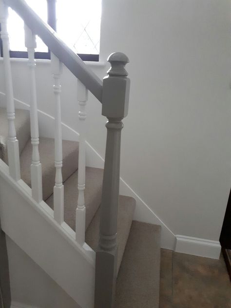 Grey and white banister Staircase Grey And White, Grey Stair Banister Ideas, Grey Bannister White Spindle, Gray And White Staircase, Grey And White Bannister, White And Grey Staircase, Grey Banister Staircases, Stair Banister Paint Ideas, Painted Stair Banister Ideas