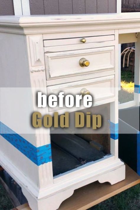 Finding this small desk turned out to be just the right piece to try the gold dipped technique that I had been drooling over. GOLD dipped furniture! #dododsondesigns #golddipped #golddippedfurniture #goldfurniture #paintedfurniture Gold Dipped Furniture, Dipped Furniture, Rehab Furniture, Restoring Furniture, Vintage Furniture Makeover, Furniture Painting Tips, Diy Furniture Ideas, Artistic Furniture, Gold Furniture