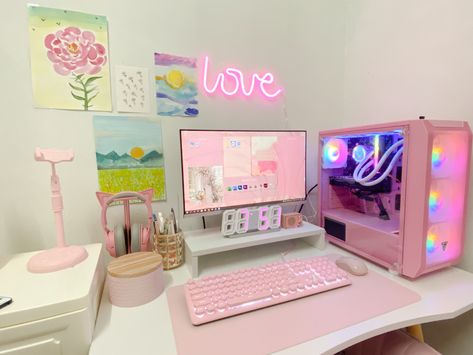 Computer setup
Game setup
Pink gaming setup
Desk decor
Desk setup Pink Desktop Setup, Setup Rosa, Coral Room, Cubicle Design, Aesthetic Gaming, Games Room Inspiration, Dream Setup, Gaming Area, Desk Organisation