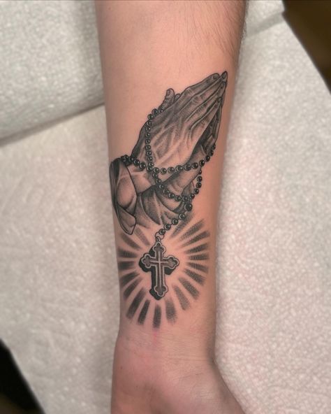 Praying Hands and Rosary done at Rose Tattoo || @rosetattoosandiego || Prayer Hands With Rosary Tattoo, Praying Hands With Rosary Tattoo, Isaiah Tattoo, Praying Hands With Rosary, Pray Tattoo, Catholic Tattoos, Praying Hands Tattoo, Rosary Tattoo, Prayer Hands