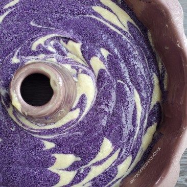 Ube Bundt Cake, Ube Powder Recipes, Ube Chiffon Cake Recipe, Ube Cupcake Recipe, Ube Cheesecake Recipe, Ube Cupcakes, Marble Bundt Cake Recipe, Marble Bundt Cake, Ube Cake