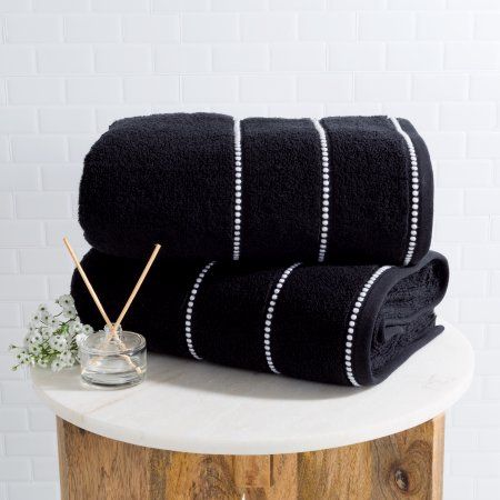 Cute Bathroom Towels, Black And White Towels Bathroom, Black White Bathroom Decor, Dark Towels Bathroom, Black Bath Towels, Black And White Bath Towels, Windsor Homes, Future Bathroom, White Bath Towels