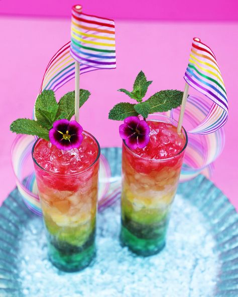 Tye Dye Alcoholic Drinks, Pride Cocktail Recipes, Rainbow Cocktail Recipe, Pride Month Cocktails, Rainbow Drinks Alcohol, Pride Drinks, Rainbow Cocktails, Pride Cocktails, Rainbow Drink Aesthetic