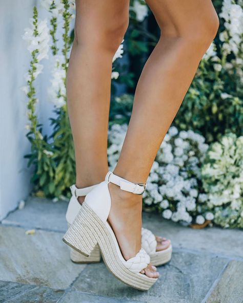 Platform Espadrille Sandals, Lantern Sleeved Blouses, Simple Bangle, Beige Heels, Vegas Baby, Platform Espadrilles, Leather Espadrilles, Espadrille Sandals, Platform Heel