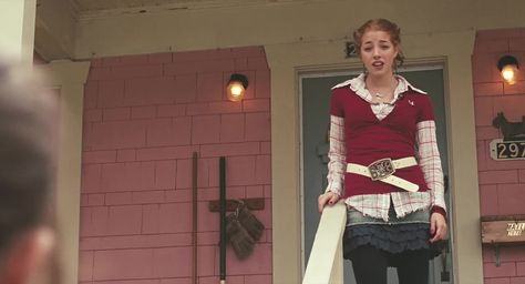 Olivia Thirlby in the film 'Juno' (2007) Juno Outfit Movie, Olivia Thirlby Juno, Leah From Juno, Juno Movie Outfits, Juno Outfit, Juno Fashion, Juno 2007, Movie Moodboard, Juno Movie