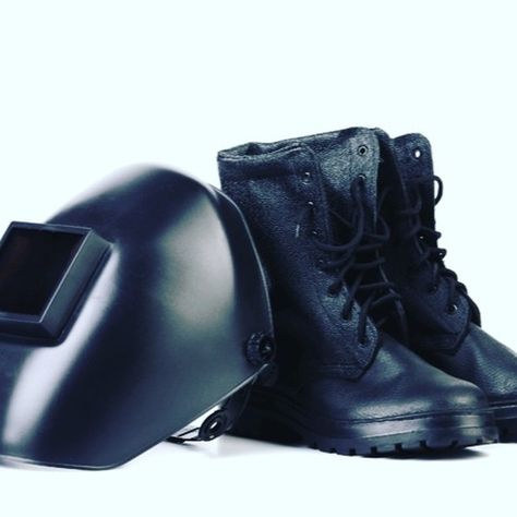 welder boots Gear up with our premium welder boots! Designed for ultimate safety and comfort, they’re your perfect work companion. 🔥👢 #welderlifestyle #SafetyFirst #workwearfashion Read more: https://bootrating.com/10-best-welding-boots/ Welding Boots, Safety First, Workwear Fashion, Your Perfect, Read More, Lifestyle, Boots, 10 Things, On Instagram