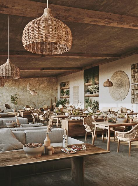 Cafe Rustic Interior, Rustic Restaurant Interior, Boho Restaurant, Beach Restaurant Design, Modern Restaurant Design, Outdoor Restaurant Design, Cozy Restaurant, Decoration Restaurant, Rustic Restaurant