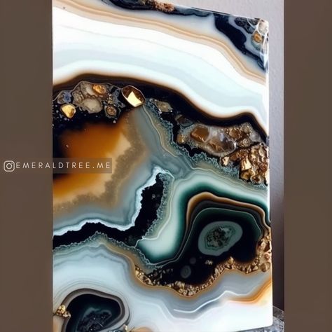 Large Geode Wall Art, Resin Pours, Resin Geodes, Agate Art, Amazing Resin, Acrylic Painting Diy, Resin Geode, Resin Crafts Tutorial, Abstract Nail Art