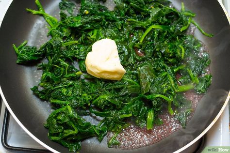 How to Use Your Canned Spinach: 7 Steps (with Pictures) - wikiHow Canned Spinach Recipes, Spinach Recipes Side, Canned Spinach, Easy Spinach Recipes, Spinach Recipes Healthy, Boiled Spinach, How To Make Spinach, Spinach Bake, Spinach Casserole