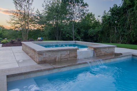 Spillover Spa, Pool Guest House, Backyard Renovation, Florida Pool, Dreams Spa, Pool Water Features, Pool Renovation, Pools Backyard, Splash Pool