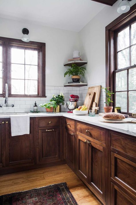 Cottage Kitchen Dark Cabinets, Mahogany Kitchen Cabinets Farmhouse, Dark Kitchen Wood Cabinets, Dark Wood Kitchen Inspiration, Dark Wood Kitchen Aesthetic, No Uppers In Kitchen, Kitchen Design Dark Wood Cabinets, Boho Kitchen Dark Cabinets, Dark Wood Farmhouse Kitchen