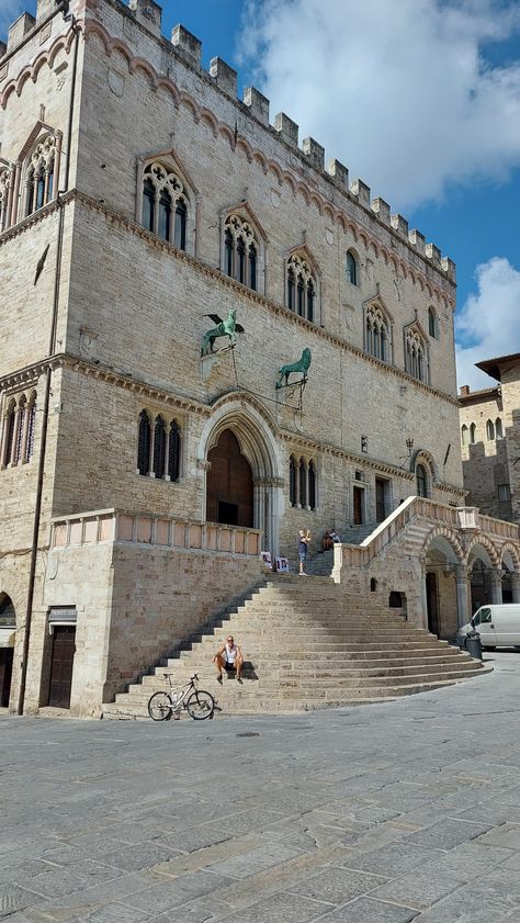 Italy Perugia, Perugia Italy, Perfect Life, Umbria, Future Wedding, Italy, House Styles, Travel