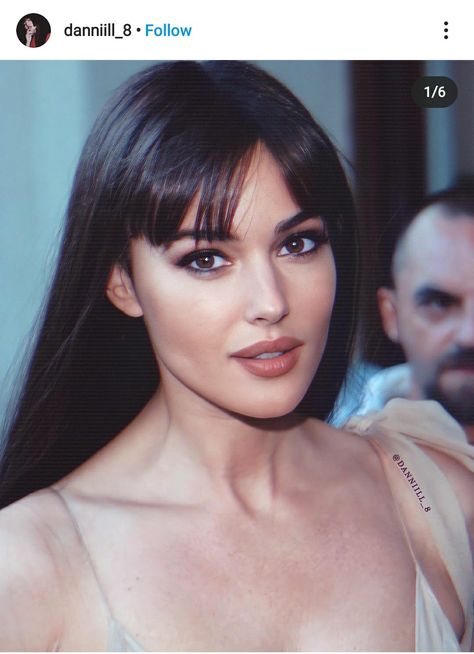 Monica Belluci Hair Fringe, Monica Bellucci Makeup, Monica Bellucci, Beauty Icons, Asian Makeup, Tan Skin, Face Hair, Beauty Inspiration, Hairstyles With Bangs