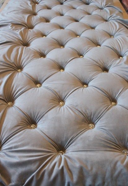 Complete DIY tutorial for diamond tufted headboard with crystal buttons. Broken down into 4 Steps. Includes link to video. Full supply list. #designbyd9 #tuftedheadboard #DIYheadboard Diy Headboard Wooden, Diy Tufted Headboard, Diy Bed Headboard, Headboard Diy, Diamond Tufted Headboard, Diy Headboard Upholstered, Diy Tumblr, Velvet Headboard, King Size Headboard