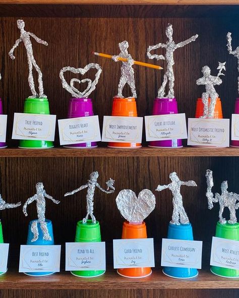 Family Awards Ideas Fun, Awards For Teachers Ideas, Funny Trophies Ideas Diy, Diy Dundie Award, Class Celebration Ideas, Camp Awards Ideas For Kids, Homemade Awards Ideas, Art Awards For Students, Family Awards Ideas