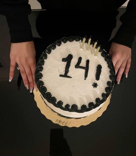 14th Birthday Cake For A Girl, 14th Birthday Party Cake Ideas, Cakes For Teens Girls Birthday, Grunge Bday Cake, Birthday Cakes 14th Birthday, Teens Birthday Cake, Cake Inspo For 14th Birthday, Birthday Cake 14th Boy, Birthday Cake Ideas 14th