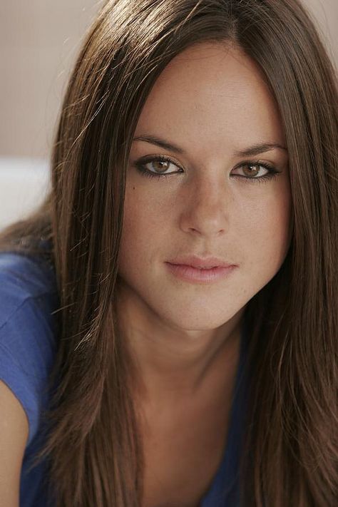 Sarah Butler I Spit On Your Grave, Sarah Butler, Sarah Lynn, Sarah Elizabeth, Night Shift, Famous Women, Hollywood Celebrities, Woman Crush, Hollywood