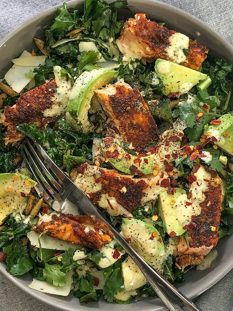 Creamy Kale Salad, Creamy Kale, Cajun Salmon, Salmon Salad Recipes, Kale Salad Recipes, Healthy Salmon Recipes, Honey Dijon, Fish Salad, Kale Recipes