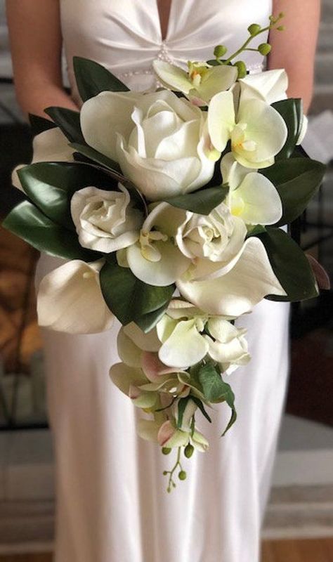 Magnolias Wedding Bouquet, Orchid Bridal Bouquets, Wedding Bouquet White, Magnolia Bouquet, Small Wedding Bouquets, Blush Bouquet Wedding, Magnolia Wedding, Boho Wedding Bouquet, Orchid Bouquet