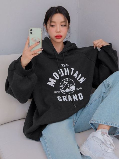 Black Casual Long Sleeve Polyester Letter Pullovers Embellished Slight Stretch Spring/Fall Women Sweatshirts Sueter Aesthetic, Blue Hoodie Outfit, Denim Top Women, Navy Blue Hoodie, Navy Blue Sweatshirt, Shein Brasil, Streetwear Fits, Denim Skirt Women, Outfits With Converse