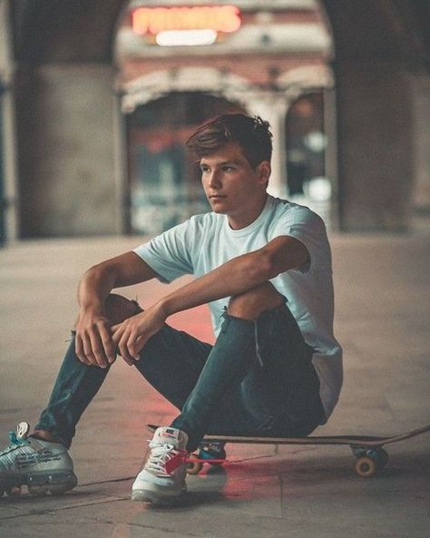 Portrait Male, Photography Poses, Skateboard, Photography, Instagram