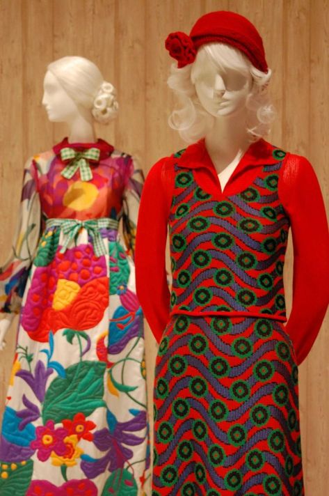 When High Fashion Inhaled The ‘60s—‘Hippie Chic’ At MFA | WBUR News 60s High Fashion, Dress Background, Hippie Crafts, 1940s Looks, 60s Girl, Native American Dress, 60s Hippie, Machine Knit, 60s 70s Fashion