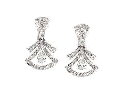 DIVAS’ DREAM Earrings Bvlgari Divas Dream, Bvlgari Fragrance, Bvlgari Earrings, Dream Earrings, Italian Jewelry, Pear Shaped Diamond, Girly Jewelry, Lovely Jewellery, Dream Jewelry